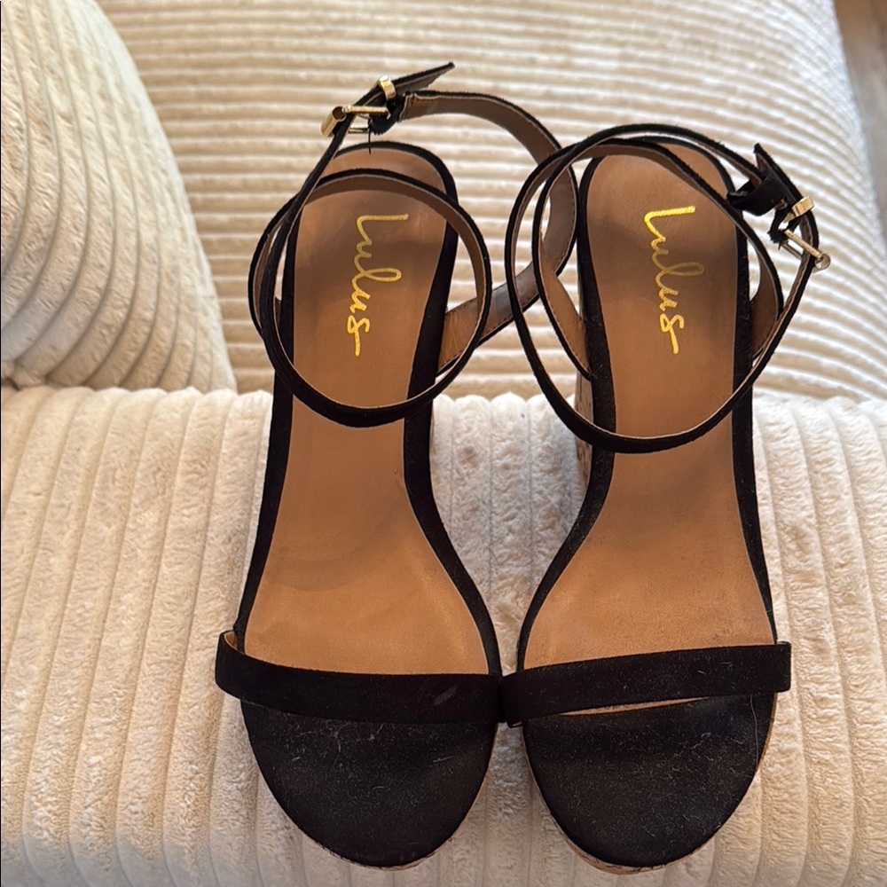 Lulu's Black Strappy Women's Sandal wedges